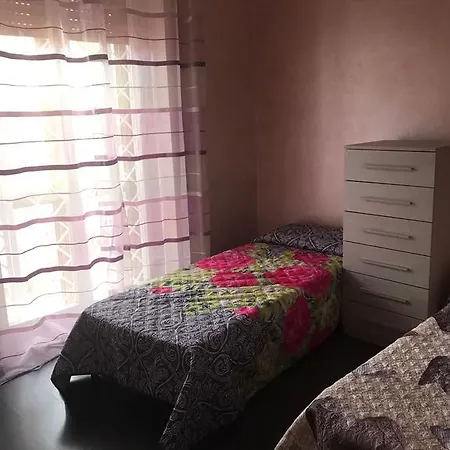 ゲストハウス Affittacamere Serena ローマ