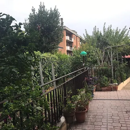 Affittacamere Serena * Rome