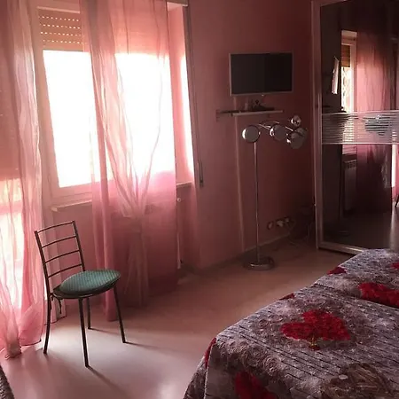 Πανσιόν Affittacamere Serena